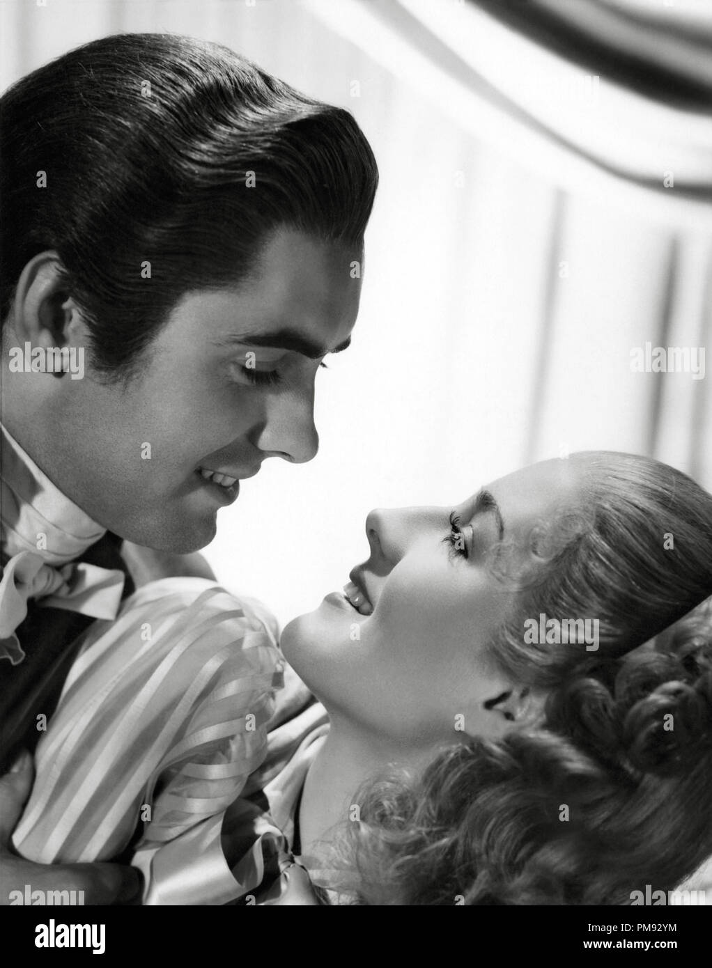 Norma Shearer und Tyrone Power, 'Marie Antoinette' 1938 MGM Datei Referenz # 31537 355 THA Stockfoto