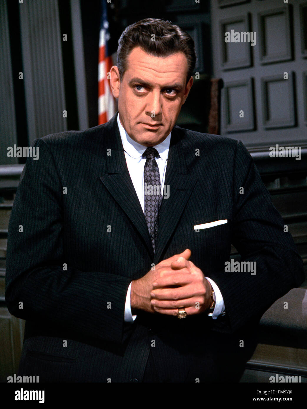 Studio Werbung noch: 'Perry Mason' Raymond Burr ca. 1963 Datei Referenz # 31780 183 THA Stockfoto