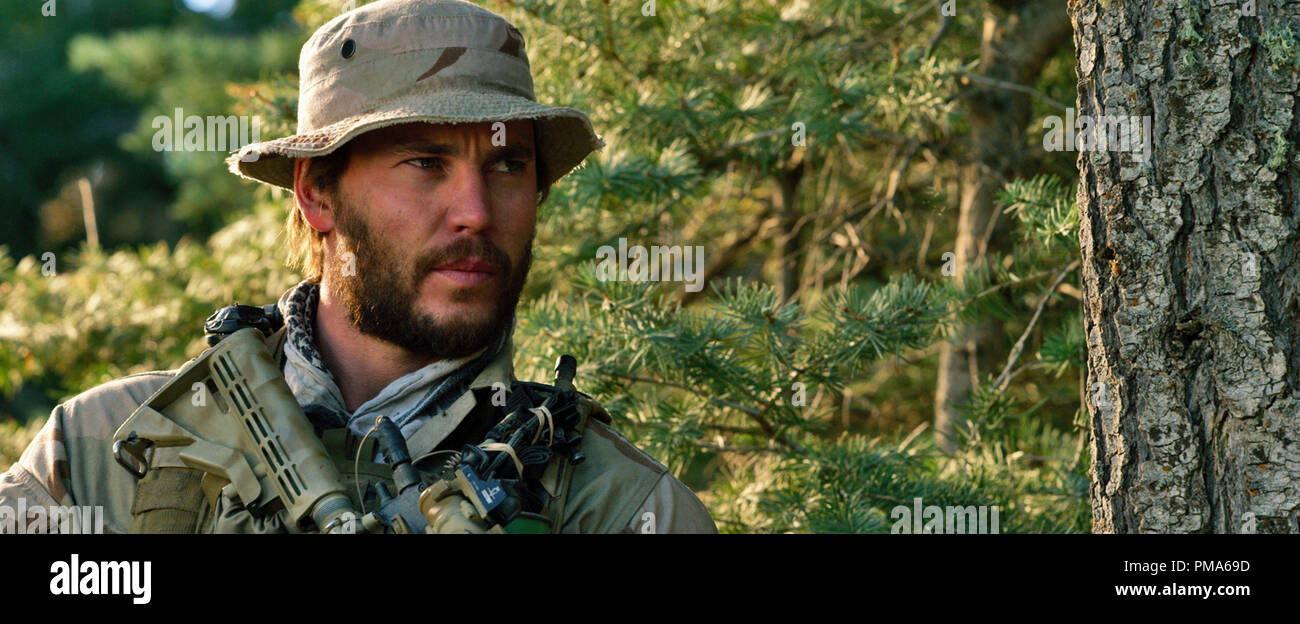 Taylor Kitsch Wie Michael Murphy In Lone Survivor Stockfotografie Alamy