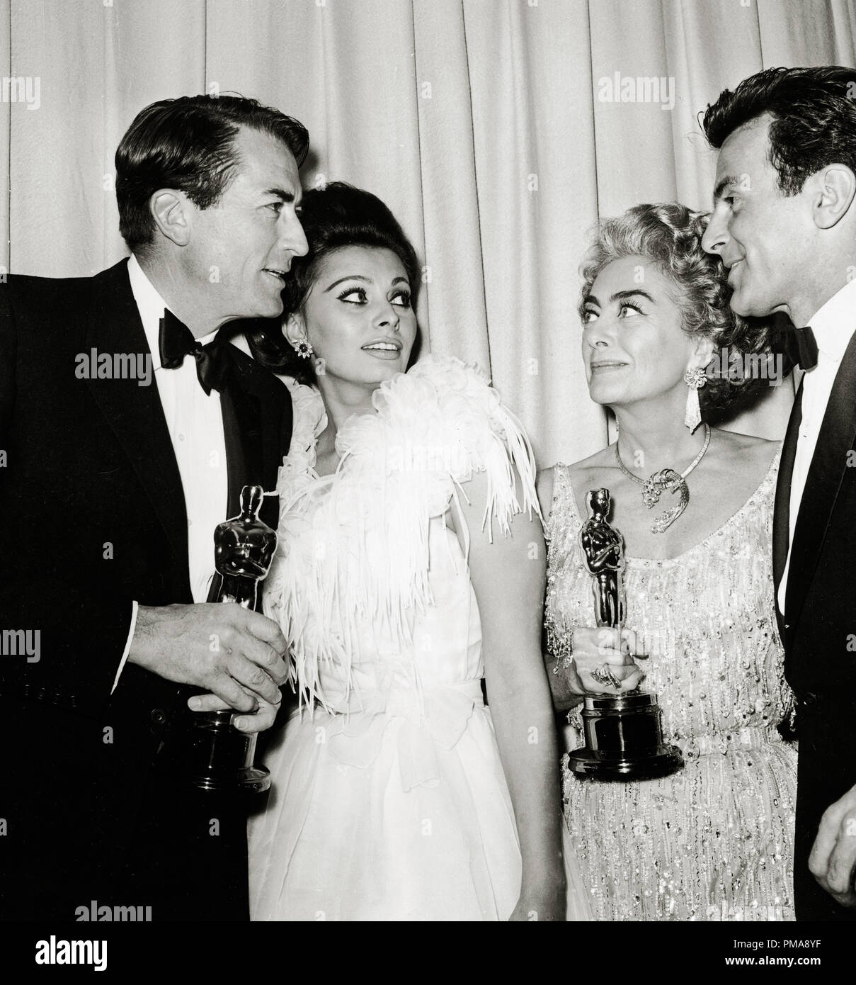 Sophia loren und gregory peck -Fotos und -Bildmaterial in hoher ...