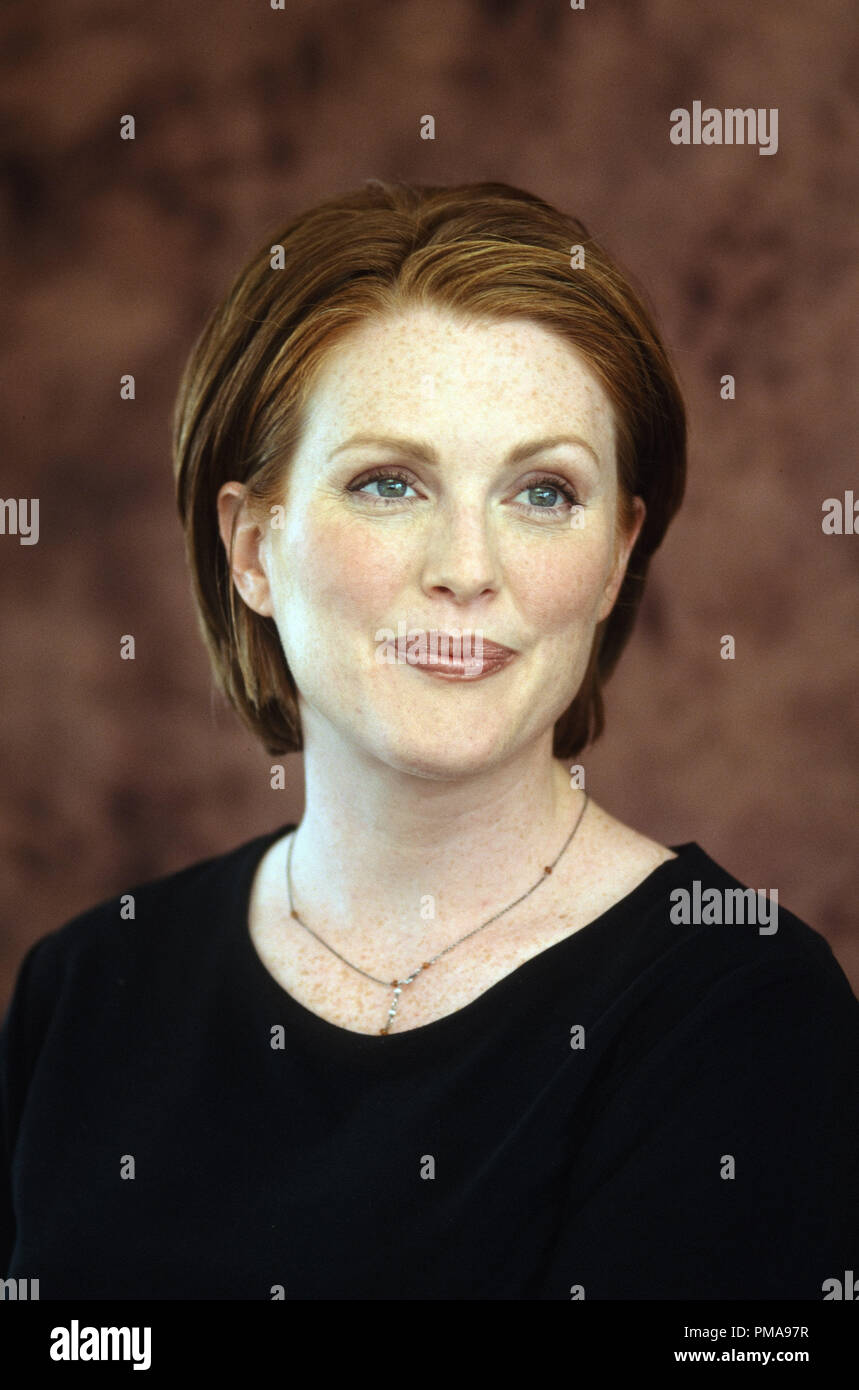 Julianne Moore ca. 2004 © GFS/Hollywood Archiv - Alle Rechte vorbehalten File Reference # 31955 834 GFS Stockfoto