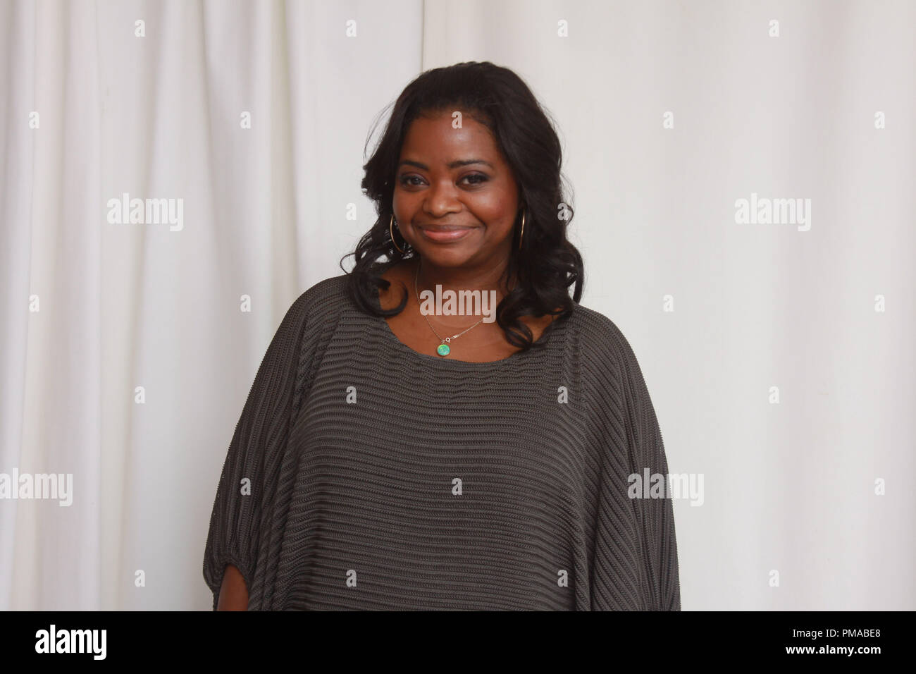 Octavia Spencer 'Paradies' Portrait Session, 10. Oktober 2013. Reproduktion von amerikanischen Boulevardzeitungen ist absolut verboten. Datei Referenz # 32169 028 GFS nur für redaktionelle Verwendung - Alle Rechte vorbehalten Stockfoto
