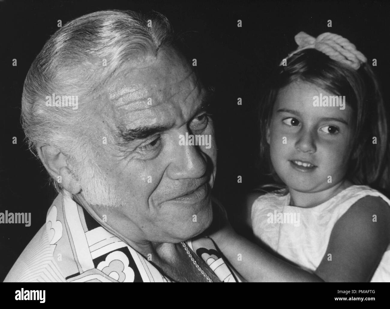 Lorne Greene und seine Tochter Gillian, ca. 1972 © GFS/Hollywood Archiv - Alle Rechte vorbehalten File Reference # 32633 796 GFS Stockfoto