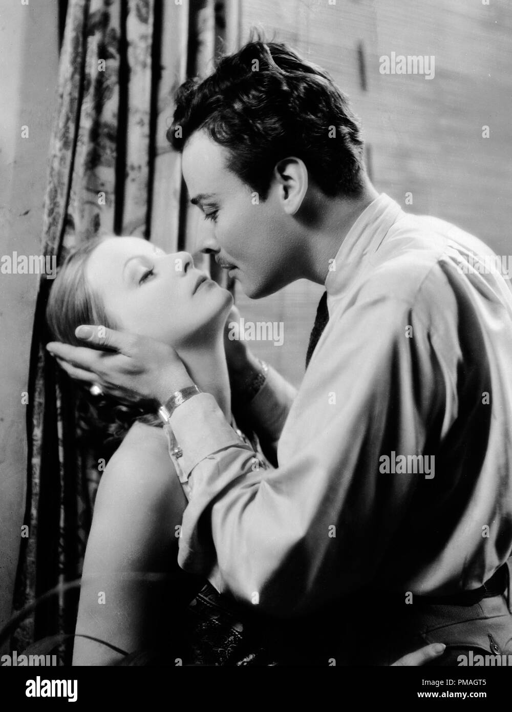Greta Garbo und Nils Asther, "wilde Orchideen" 1929 MGM Datei Referenz # 32733 270 THA Stockfoto