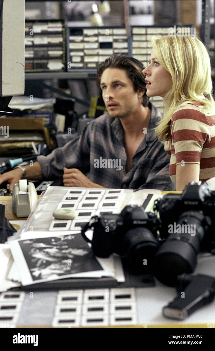 Rachel Keller Naomi Watts Und Noah Martin Henderson Sind In Einem Wettlauf Gegen Die Zeit Zu Entwirren Das Geheimnis Eines Schrecklichen Video Das Den Tod Bringt Wer Uhren In Dreamworks Pictures Horror
