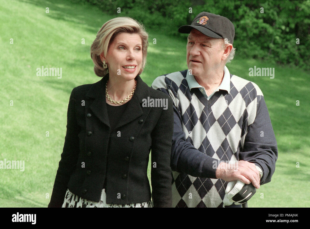 Christine Baranski ist der scharfe ex - Frau des belagerten ex-Präsident Gene Hackman in WILLKOMMEN IN MOOSEPORT. (2004) Stockfoto