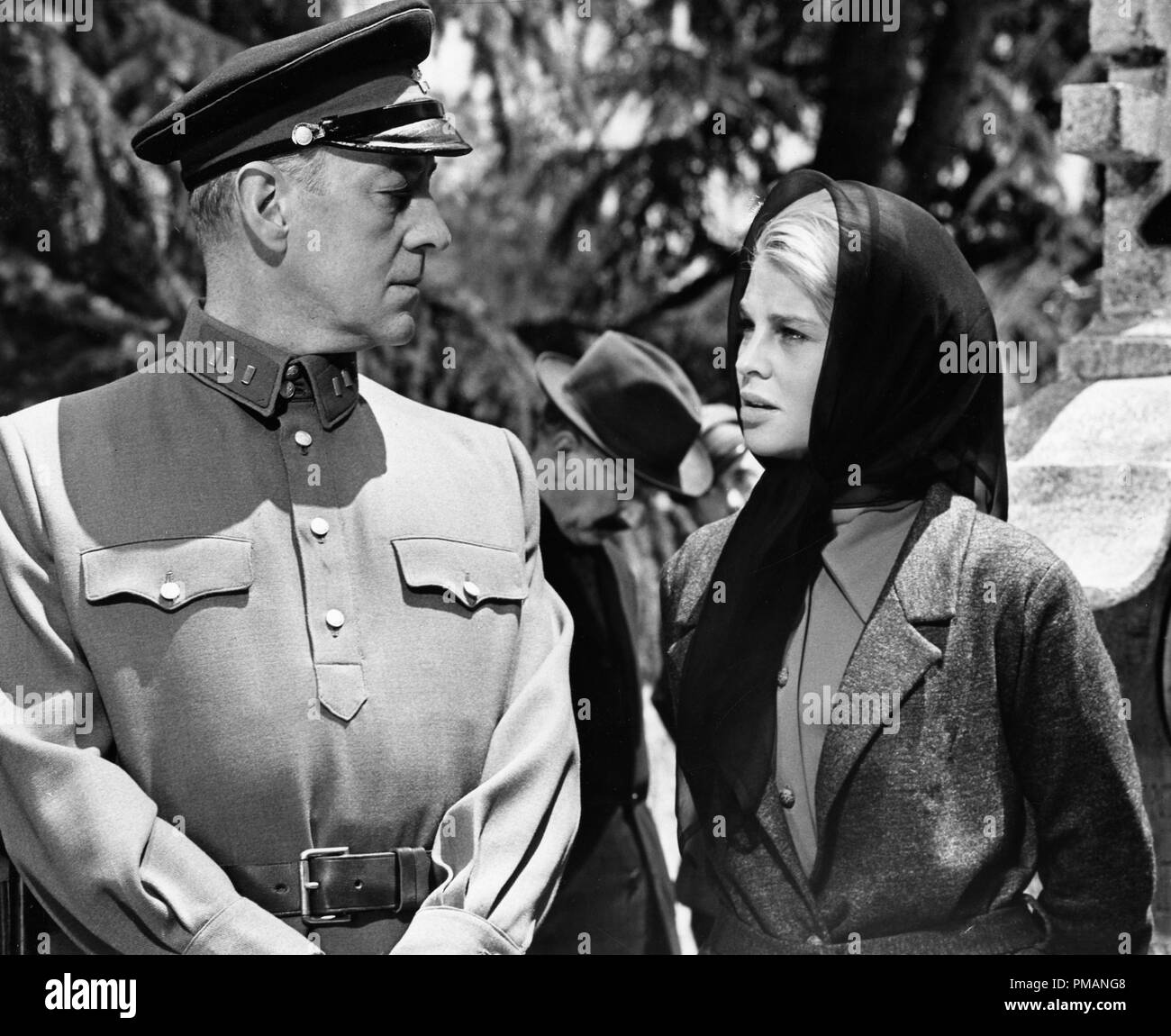 Studio Publicity still: Alec Guinness und Julie Christie 'Doctor Zhivago' 1965 MGM File Reference # 32039 129THA Stockfoto