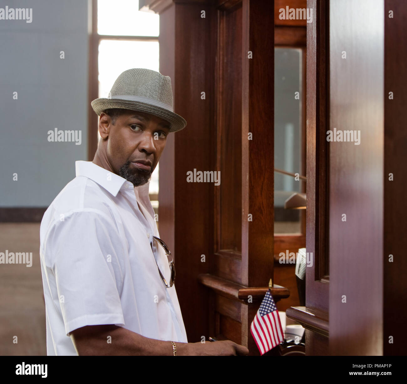 Oscar-preisträger Denzel Washington als DEA Agent Bobby Graben in '2 Guns' Stockfoto