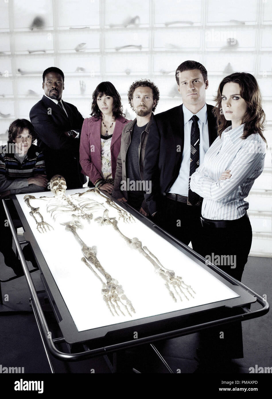 Bones Season 1 (2005 - 2006) Michaela Conlin, Jonathan Adams, Emily Deschanel, David Boreanaz, T.J Thyne, Eric Millegan Stockfoto