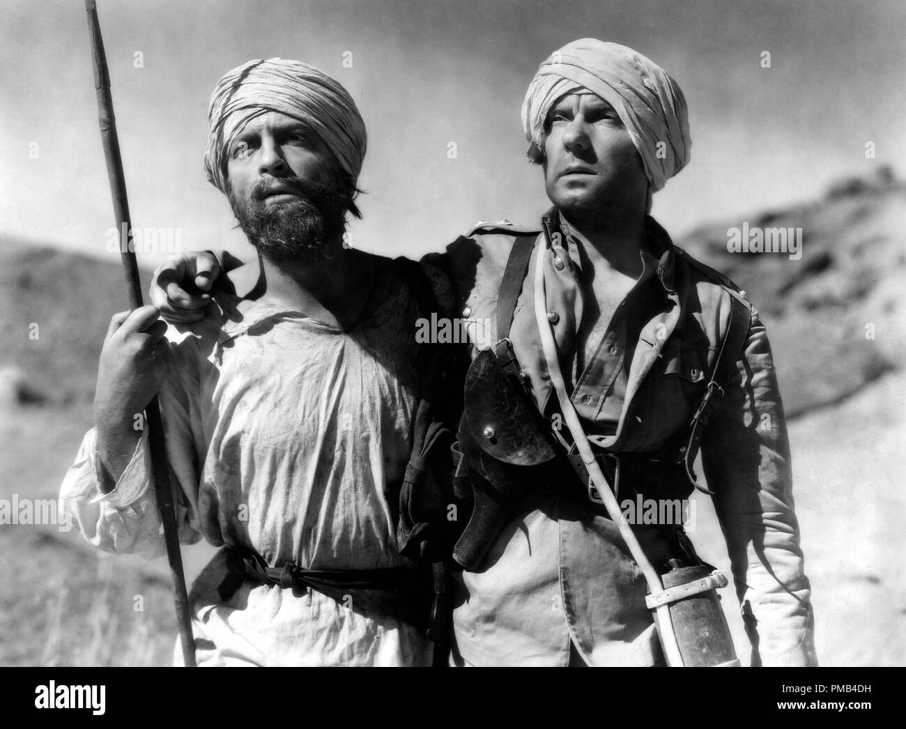 John Clements, Ralph Richardson, "Die Vier Federn" (1939), United Artists Datei Referenz # 33371 045 THA Stockfoto