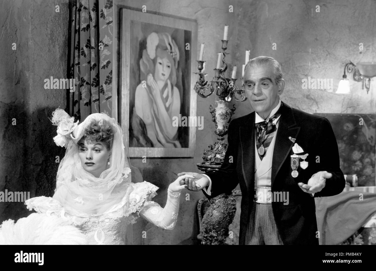 Lucille Ball, Boris Karloff, 'Gelockt' (1947) United Artists Datei Referenz # 33371 268 THA Stockfoto