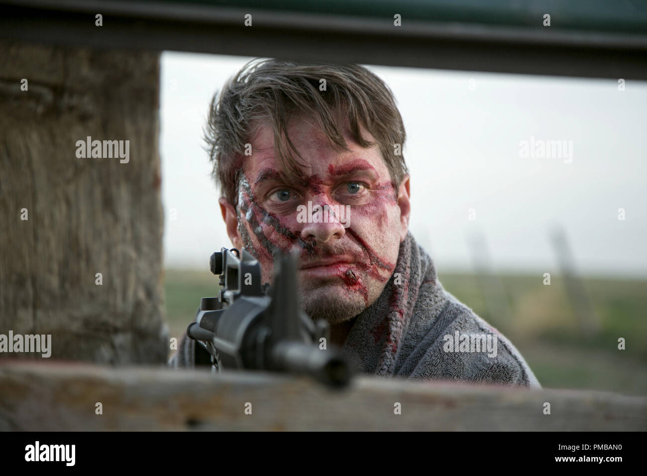 Shea Whigham spielt ein Mann auf der Suche nach Rache in COP CAR, von Jon Watt gerichtet Stockfoto