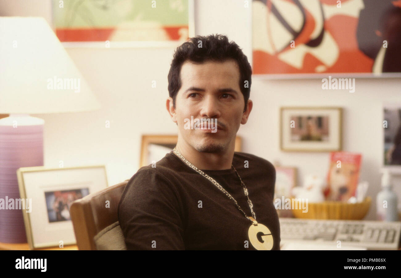 Victor Rosa (John LEGUIZAMO) sieht sich selbst als ein Self-made Unternehmer a la Rockefeller, Carnegie und Tore. "Empire prallen zwei Welten aufeinander" (2002) Stockfoto