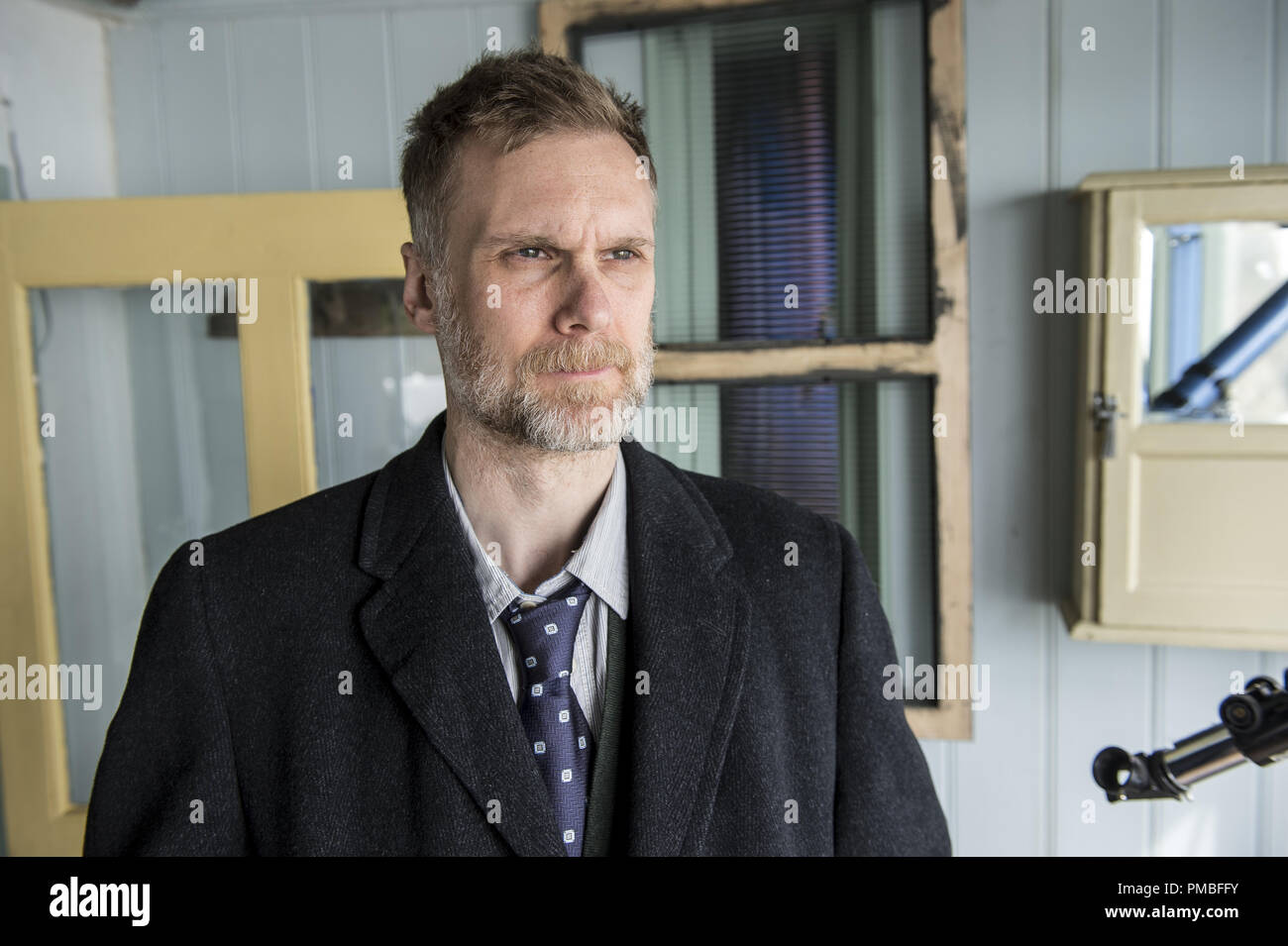 Curated visual reference: Bbc Luther Fotos Und Bildmaterial In Hoher Auflösung Photo Inspiration