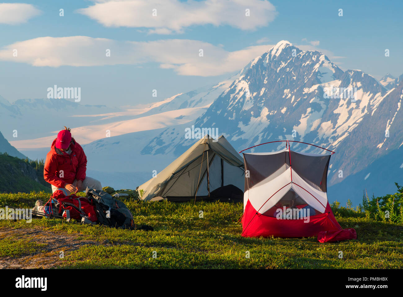 Rucksacktour auf den Spencer Gletscher Sitzbank, Chugach National Forest, Alaska. Stockfoto