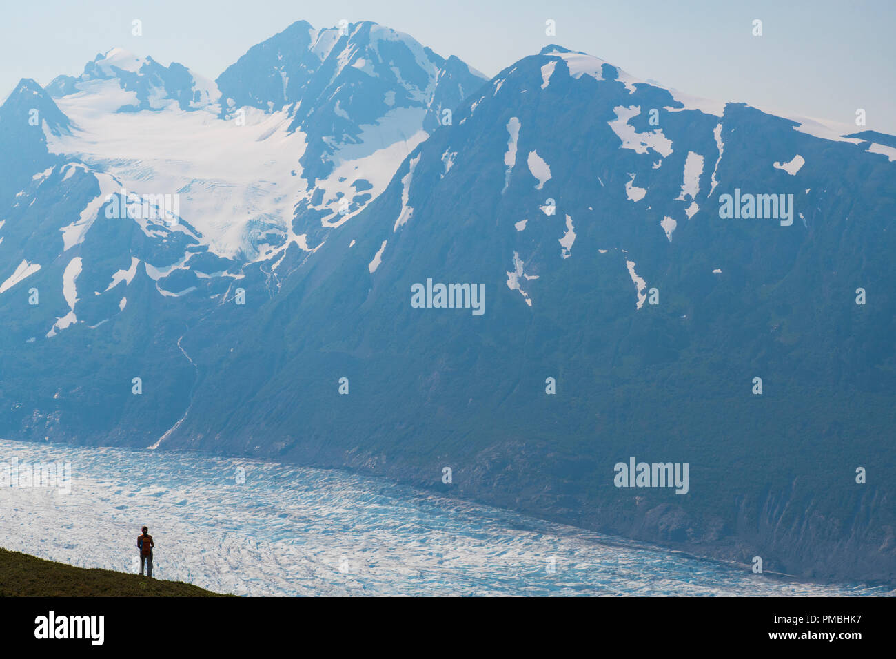 Rucksacktour auf den Spencer Gletscher Sitzbank, Chugach National Forest, Alaska. Stockfoto