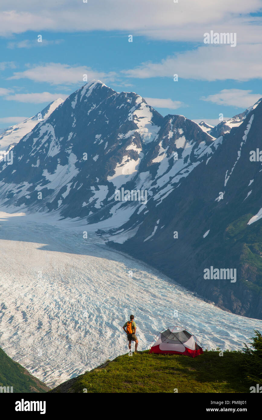 Rucksacktour auf den Spencer Gletscher Sitzbank, Chugach National Forest, Alaska. Stockfoto