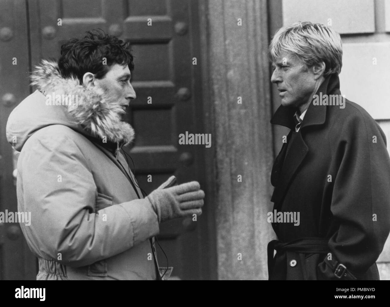 Regisseur Ivan Reitman und Robert Redford am Set von "Legal Eagles", 1986, Universal Pictures Datei Referenz # 32603 135 THA Stockfoto