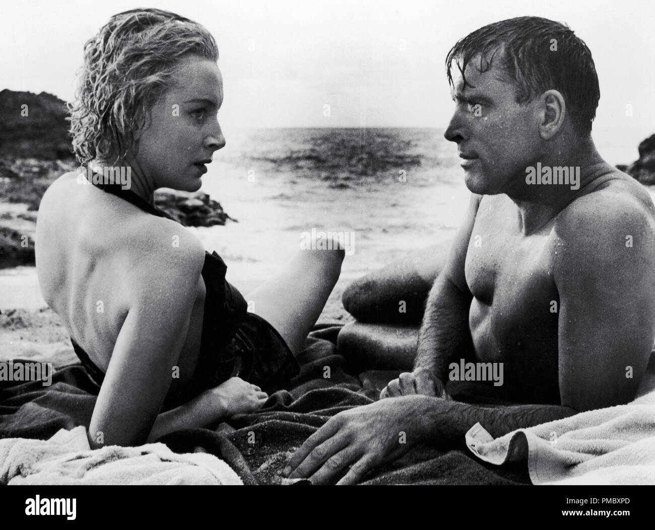 Burt Lancaster und Deborah Kerr, "von hier zur Ewigkeit' 1953 Columbia Datei Referenz # 33300 049 THA Stockfoto