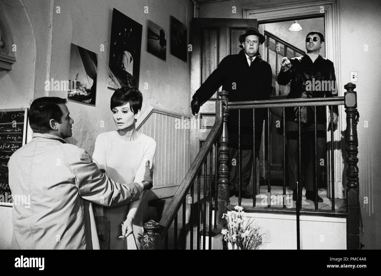 Richard Crenna, Audrey Hepburn, Jack Weston, und Allen Arkin, "Warten Sie, bis Dark' 1967 Warner Bros.-Datei Referenz # 33536 284 THA Stockfoto
