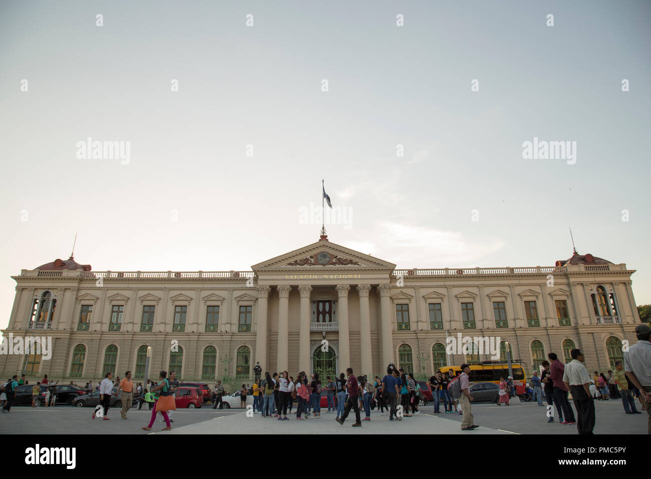 Bandera nacional Stockfotos und -bilder Kaufen - Alamy