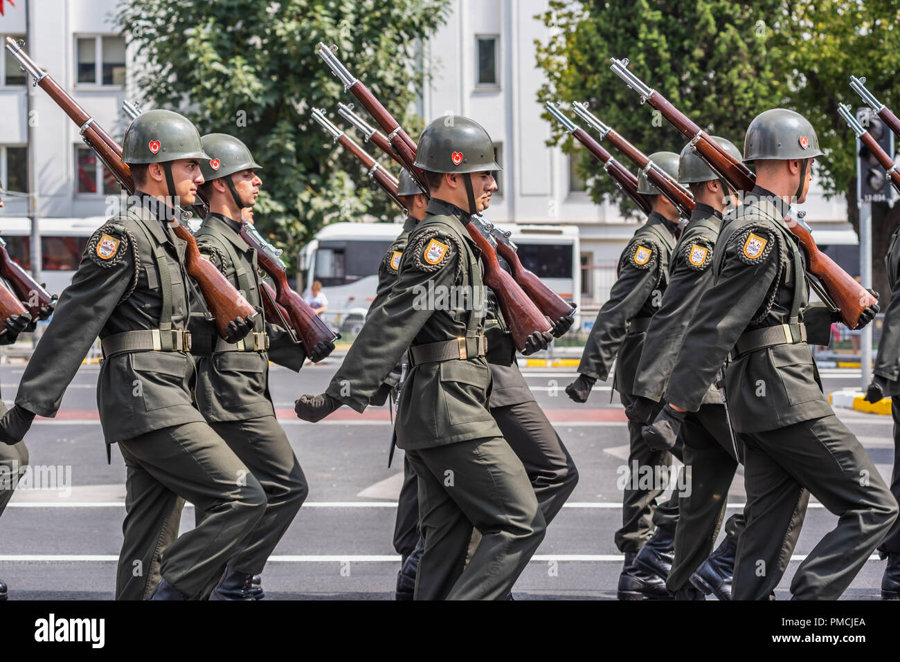 Türkische Soldaten März für militärische Parade an der Türkischen 30 August Tag des Sieges. Soldaten in Formation in Istanbul, Türkei, 30. August 2018 Stockfoto
