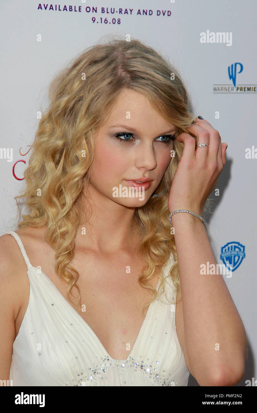 "Ein anderes Cinderella Story' Premiere Taylor Swift 9-14-2008/Pacific Theater an der Waldung/Los Angeles, CA/Warner Premiere/Foto von Joseph Martinez Datei Referenz # 23602 0020 PLX nur für redaktionelle Verwendung - Alle Rechte vorbehalten Stockfoto