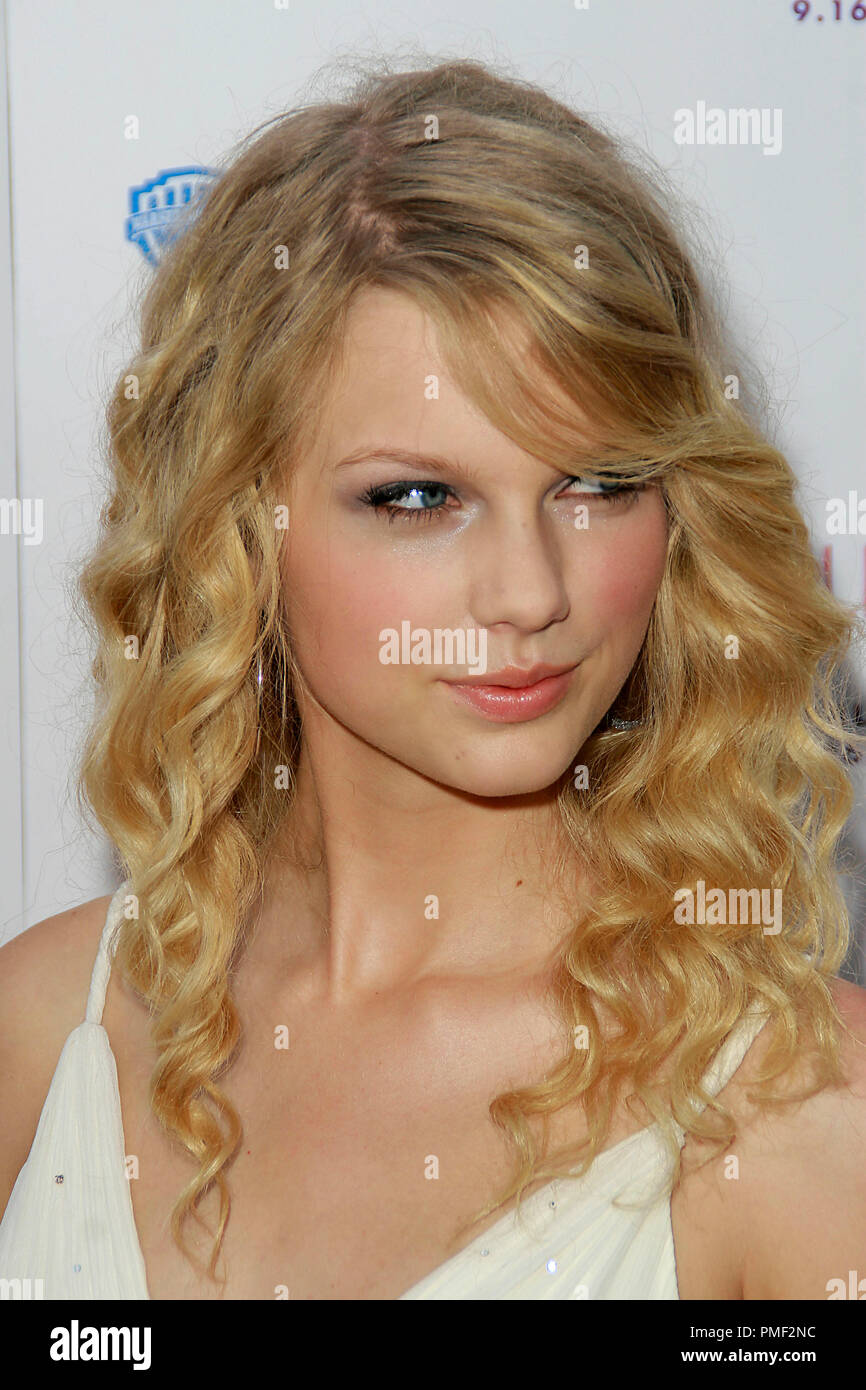 "Ein anderes Cinderella Story' Premiere Taylor Swift 9-14-2008/Pacific Theater an der Waldung/Los Angeles, CA/Warner Premiere/Foto von Joseph Martinez Datei Referenz # 23602 0023 PLX nur für redaktionelle Verwendung - Alle Rechte vorbehalten Stockfoto