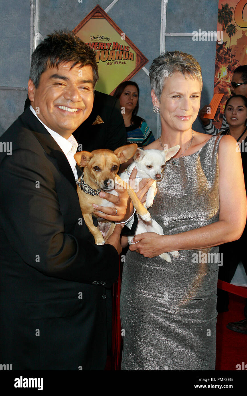 'Beverly Hills Chihuahua' Premiere George Lopez, Jamie Lee Curtis 9-18-2008/El Capitan Theatre/Hollywood, CA/Walt Disney Pictures/Foto von Joseph Martinez Datei Referenz # 23610 0004 PLX nur für redaktionelle Verwendung - Alle Rechte vorbehalten Stockfoto