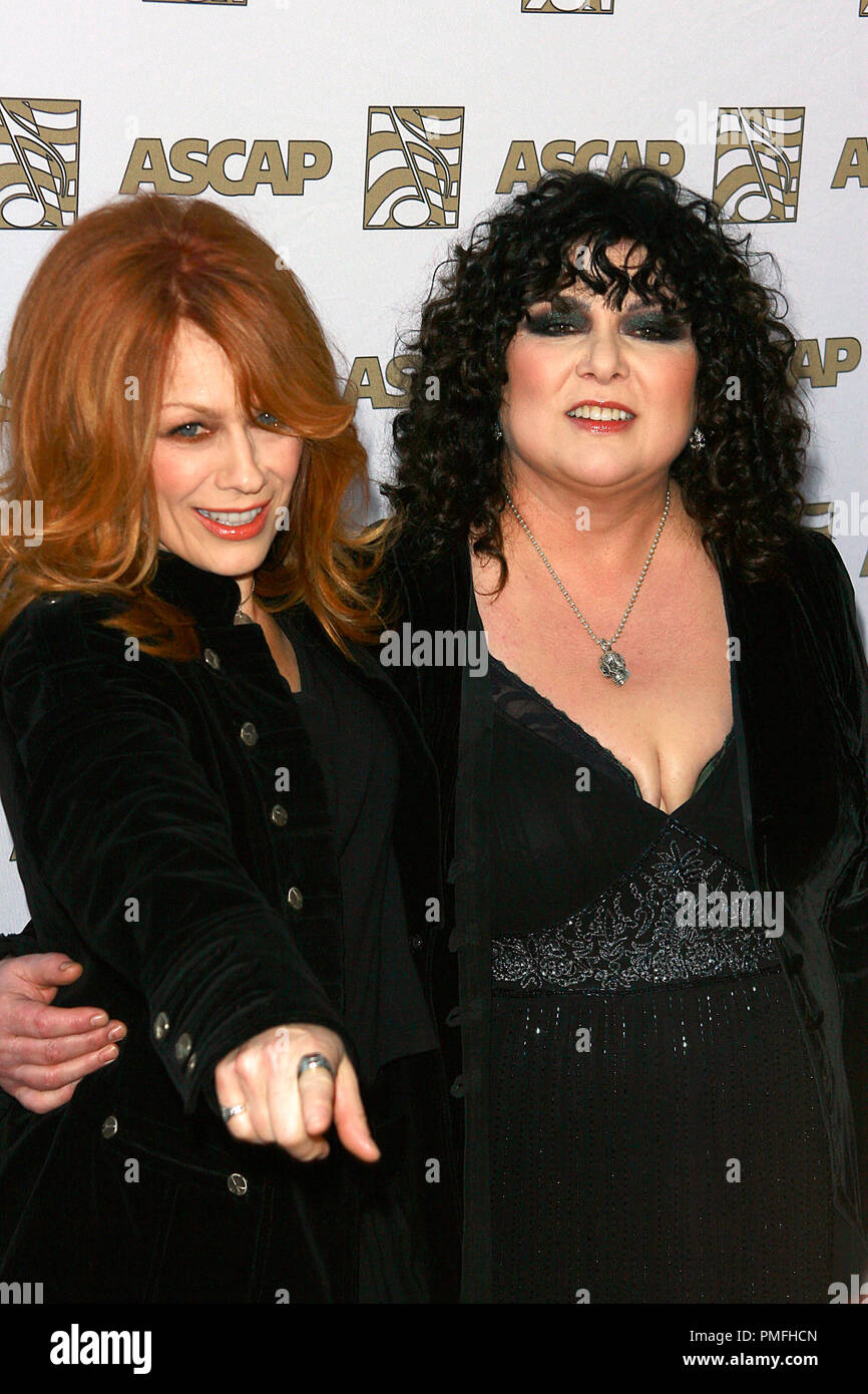 Nancy und Ann Wilson bei der 26. jährlichen ASCAP Pop Music Awards - Ankunft im Renaissance Hollywood Hotel in Hollywood, CA, 22. April 2009 statt. Foto von Picturelux Datei Referenz # 30017 0041 PLX nur für redaktionelle Verwendung - Alle Rechte vorbehalten Stockfoto