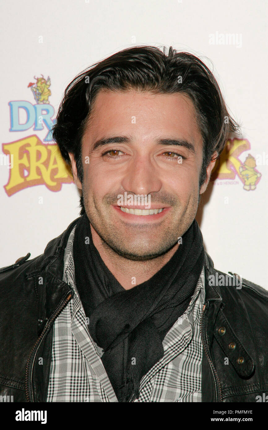 Gilles Marini am Fraggle Rock profitieren. Ankunft gehalten an der Kitson Store in West Hollywood, CA, 9. Dezember 2009. Foto von Joseph Martinez/PictureLux Datei Referenz # 30103_12 PLX nur für den redaktionellen Gebrauch - Alle Rechte vorbehalten Stockfoto
