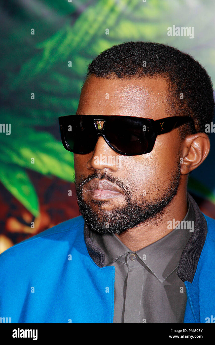 "Ananas Express" Premiere Kanye West 7-31-2008/Mann Dorf Theater/Westwood, CA/Columbia Pictures/© Joseph Martinez/Picturelux - Alle Rechte vorbehalten File Reference # 23584 0027 PLX nur für redaktionelle Verwendung - Alle Rechte vorbehalten Stockfoto