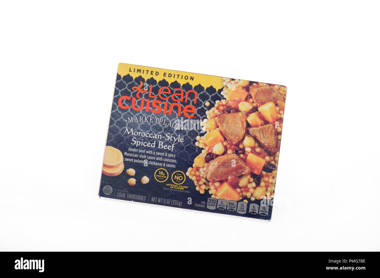 Box von gefrorenen Lean Cuisine marokkanischen Stil gewürztes Rindfleisch mit süßen und würzigen Sauce mit Couscous, süsse Kartoffeln, Kichererbsen und Rosinen Stockfoto