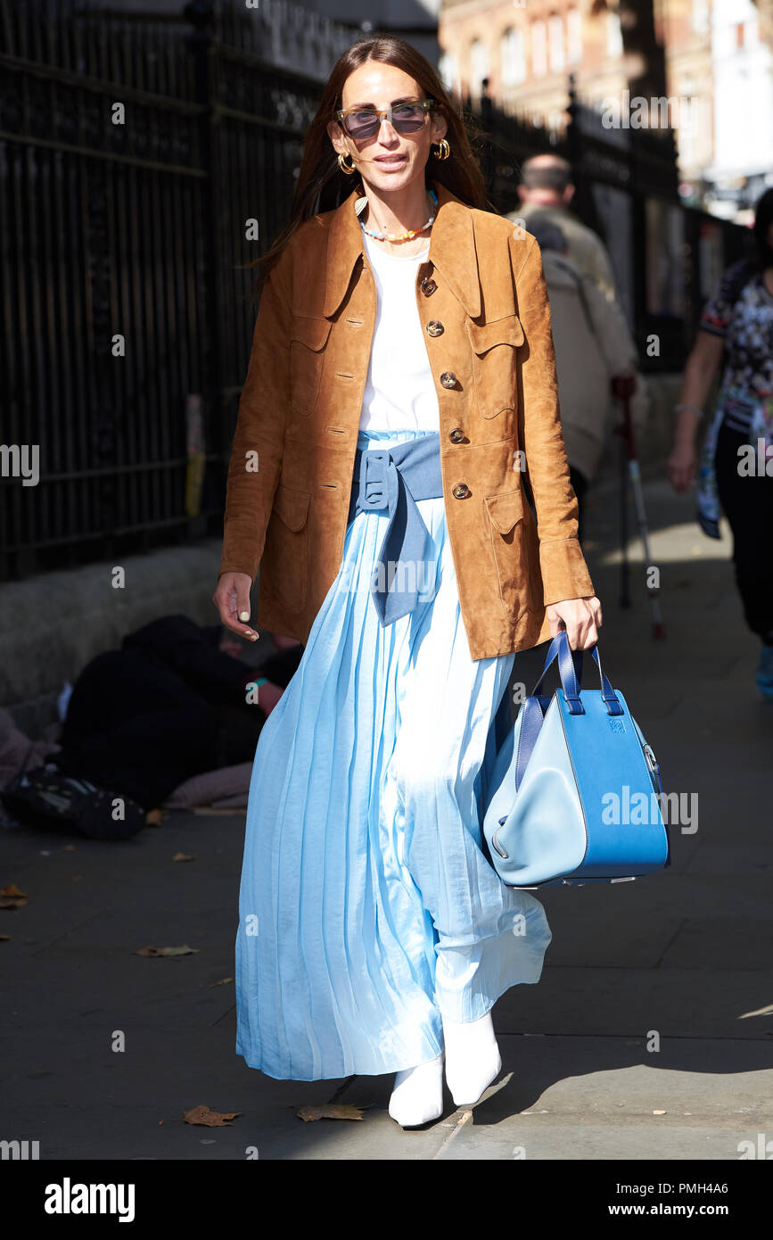 London, Großbritannien. 16.September 2018, Street Style, Frühling/Sommer 2019, London Fashion Week, UK Loulou De Saison Credit: Saira MacLeod/Alamy leben Nachrichten Stockfoto