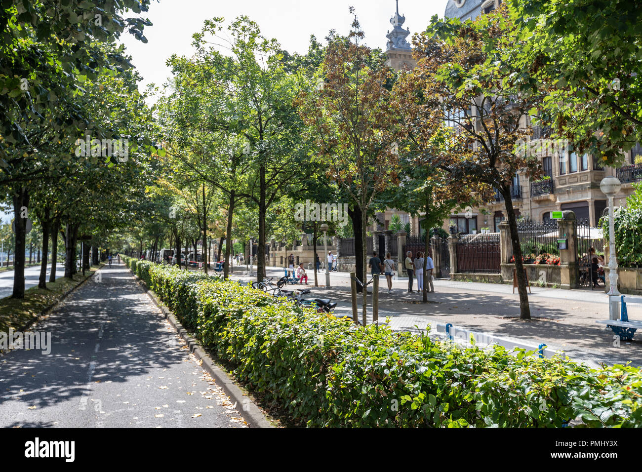 Apartments Gebäude in Gernikako Pasealekua Arbola, San Sebastian, Donostia, Baskenland, Spanien Stockfoto