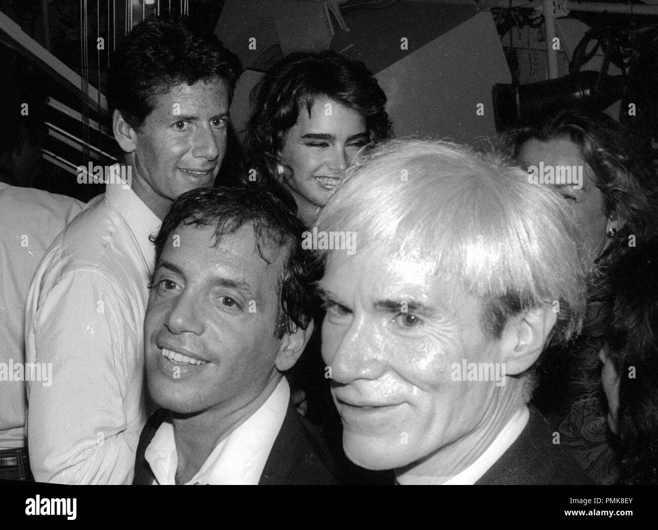 Calvin Klein, Brooke Shields, Steve Rubell und Andy Warhol bei Studio 54 1981 Foto von Adam Schädel/PHOTOlink/MediaPunch Stockfoto
