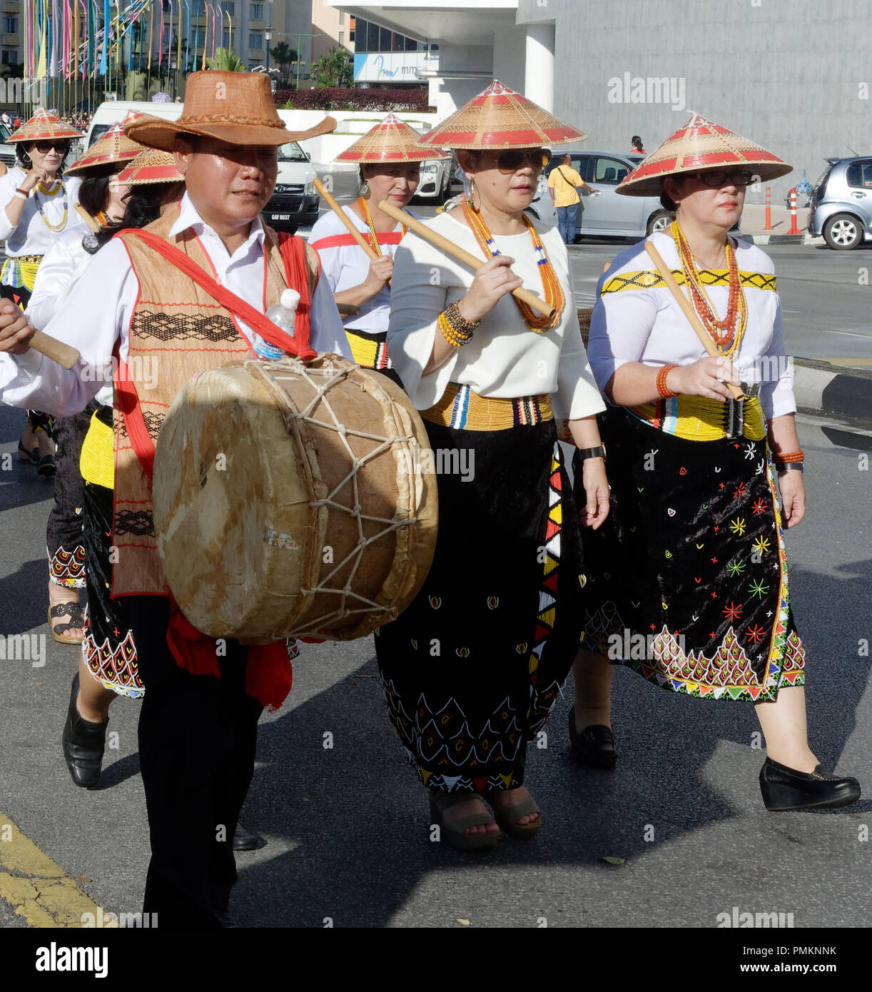 Gawai Parade, Borneo Eingeborenen, Kuching, Sarawak, Malaysia Stockfoto