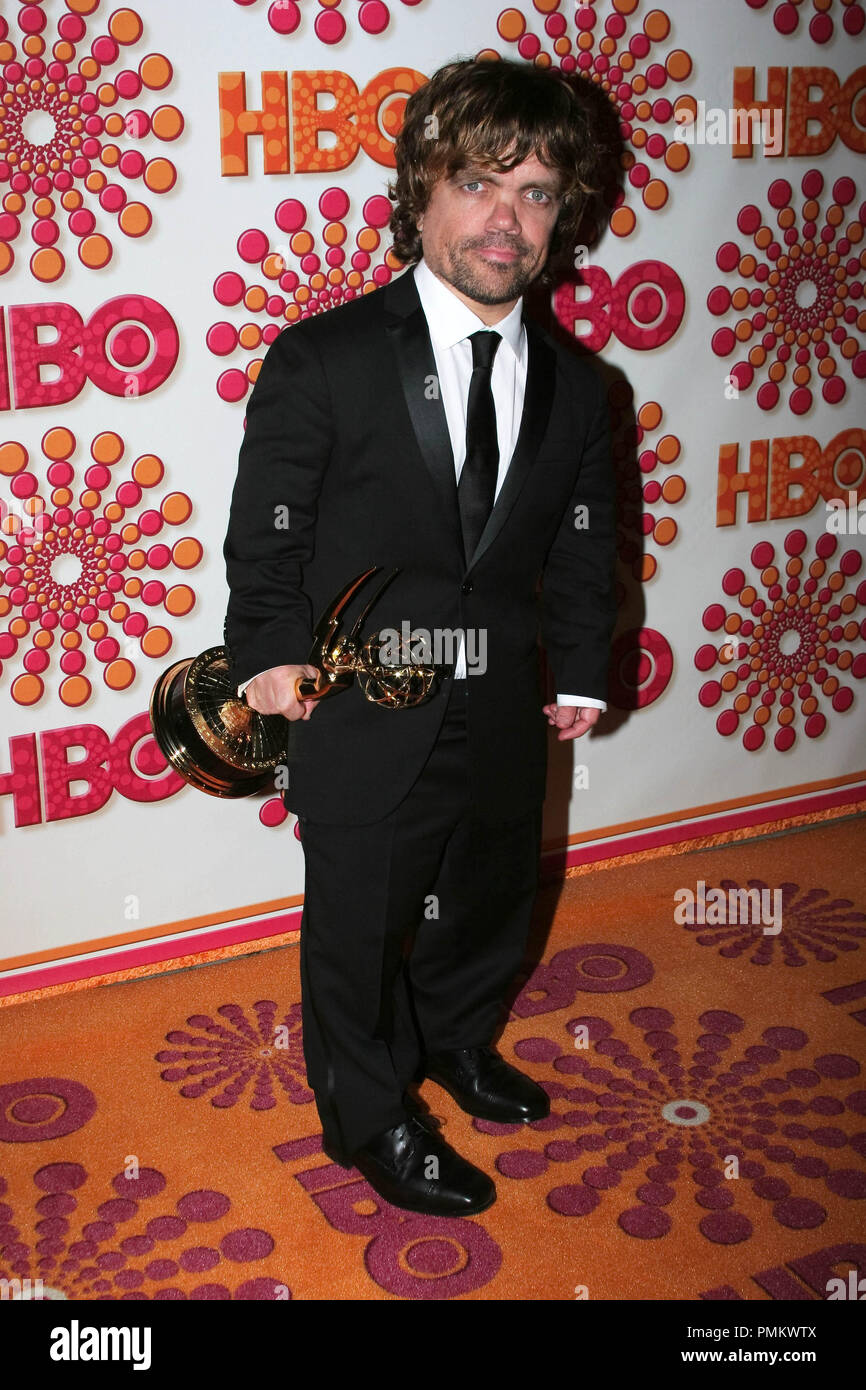 Peter Dinklage in der HBO-Post 63. jährliche Emmy Awards Party. Ankunft im Pazifik im Pacific Design Center in West Hollywood, CA, 18. September 2011 abgehalten. Foto: R.Anthony/PictureLux Stockfoto