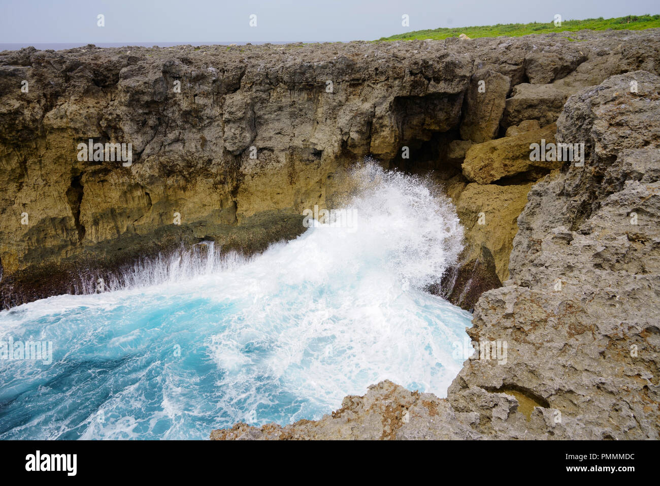 Cliff in Hateruma Insel, Präfektur Okinawa, Japan Stockfoto