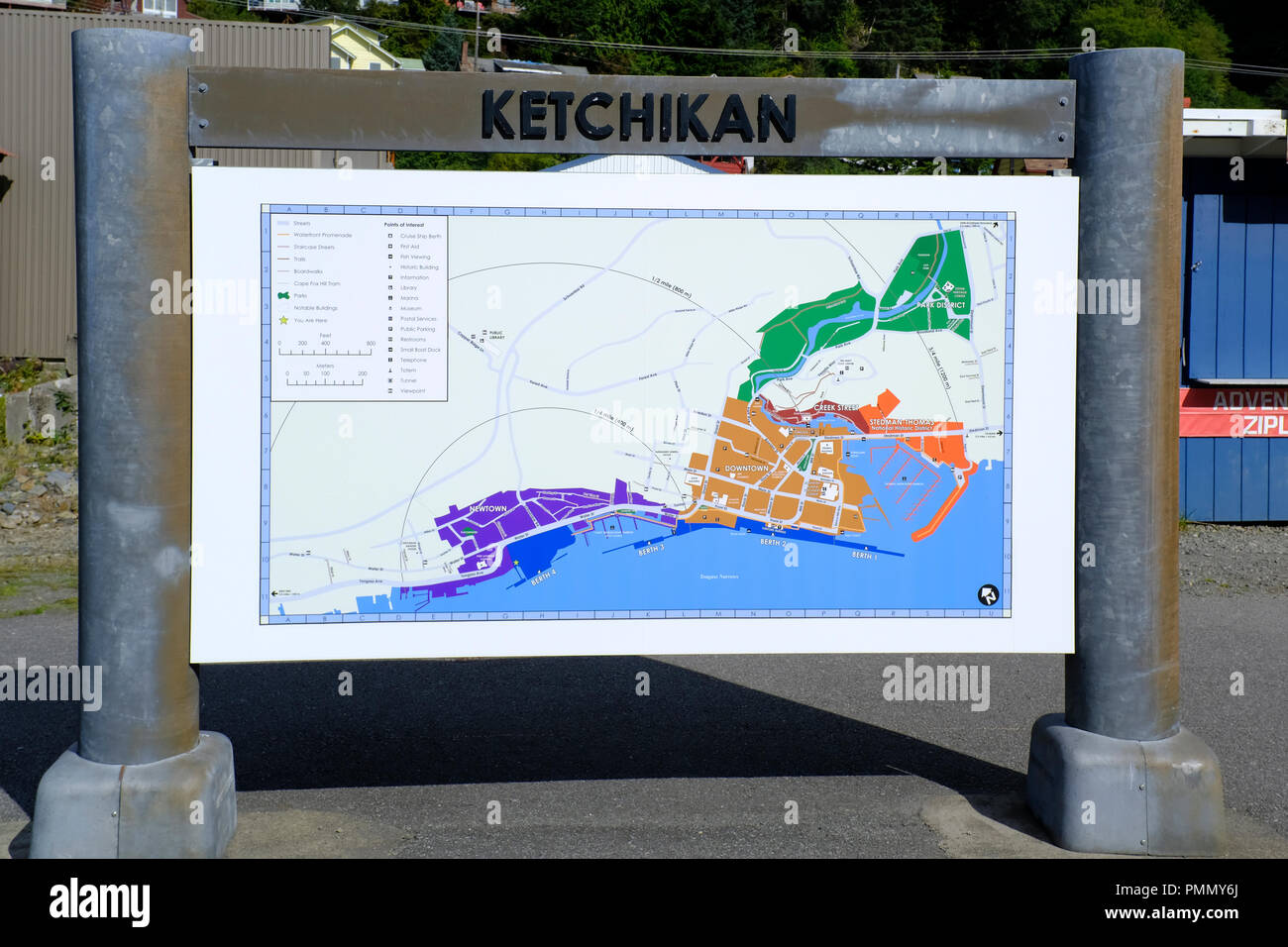 Zeichen und Touristische Karte für Ketchikan, Alaska Stockfoto