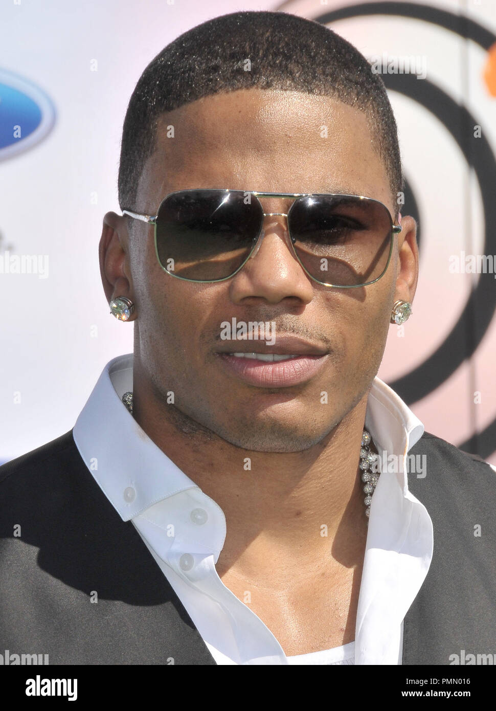 Nelly bei den BET Awards '11 - Ankunft im Shrine Auditorium in Los Angeles, CA. Die Veranstaltung fand am Sonntag, 26. Juni 2011 statt. Foto von PRPP Pacific Rim Foto Presse/PictureLux Stockfoto