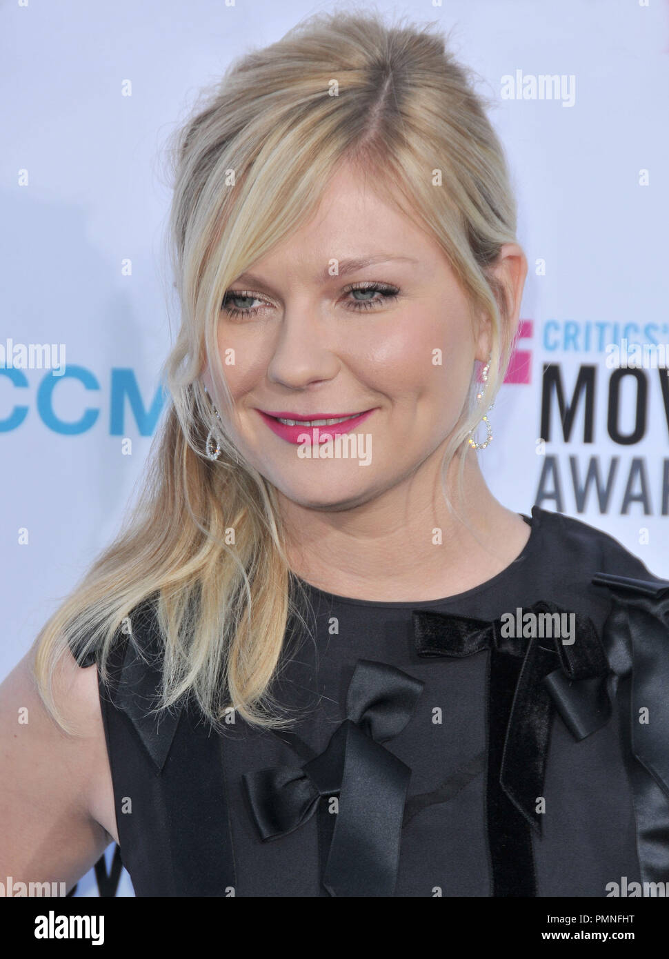 Kirsten Dunst bei den Critics' Choice Awards 2012 im Hollywood Palladium in Hollywood, CA. Die Veranstaltung fand am Donnerstag, 12. Januar 2012 statt. Foto von PRPP/PictureLux Stockfoto