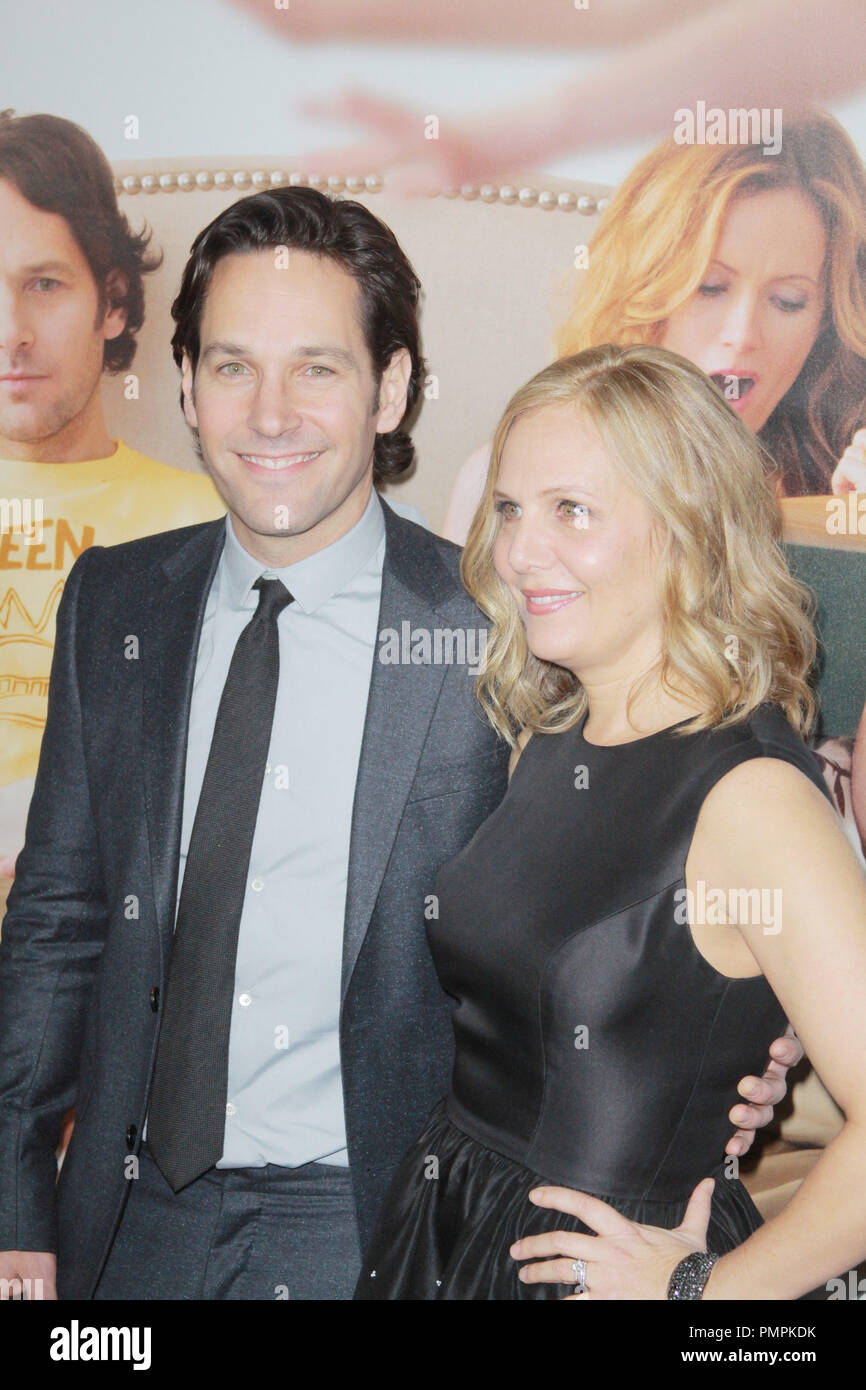 Paul Rudd, Julie Yaeger 12/12/2012 '40' Premiere am Grauman's Chinese Theater in Hollywood, CA Foto von Izumi Hasegawa/HNW/PictureLux gehalten Stockfoto