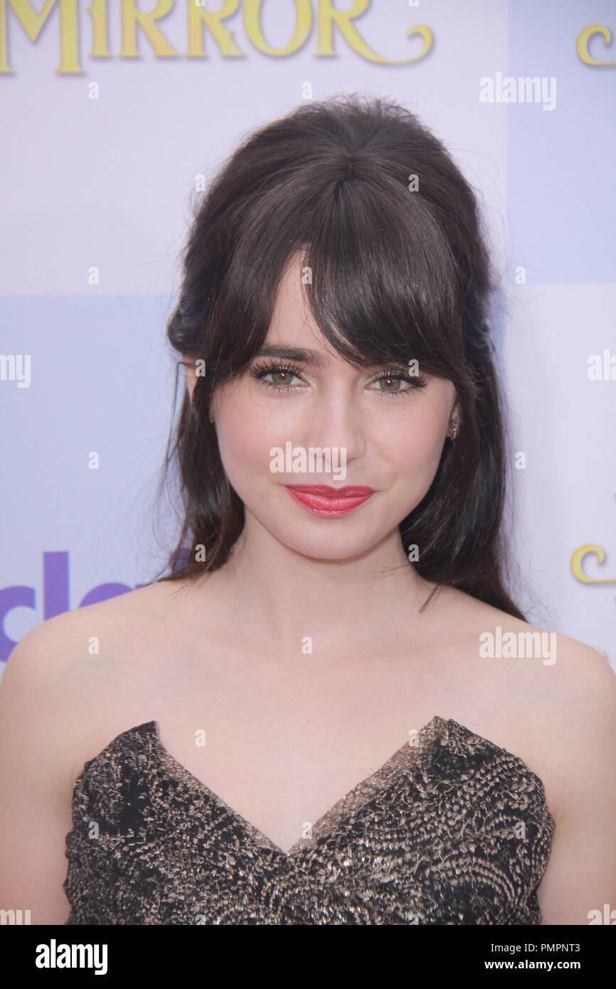 Lily Collins 03/17/2012 'Mirror Mirror' Premiere am Grauman's Chinese Theater in Hollywood, CA Foto von Ima Kuroda/HollywoodNewsWire.net/PictureLux Stockfoto