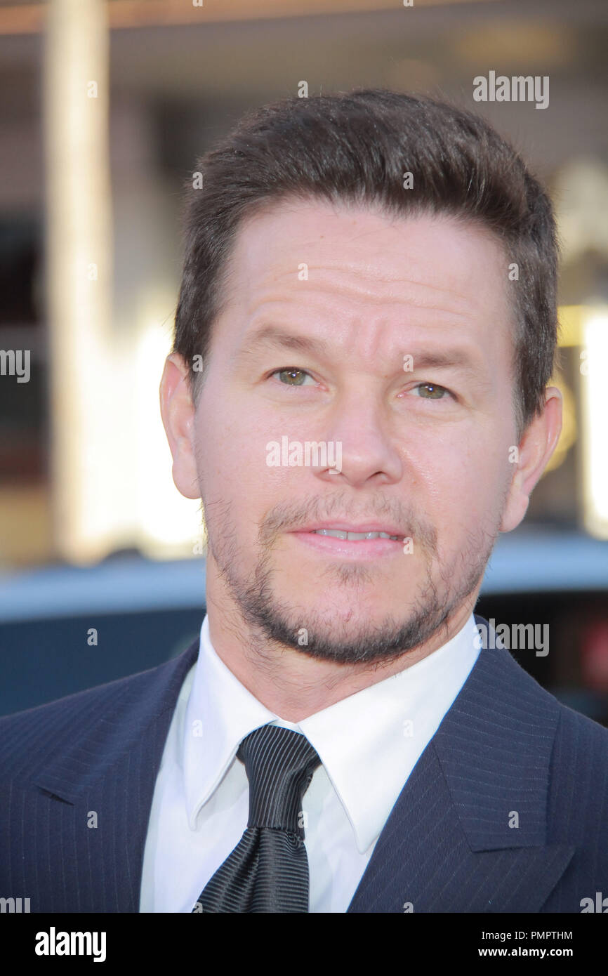 Mark Wahlberg 06/21/2012 'Ted' Premiere am Grauman's Chinese Theater in Hollywood, CA Foto von Izumi Hasegawa/HollywoodNewsWire.net/PictureLux gehalten Stockfoto