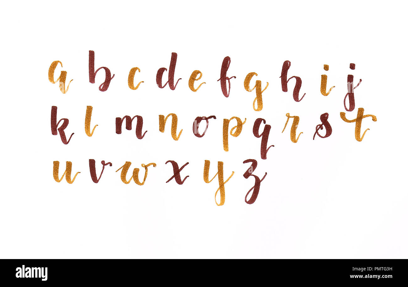 Featured image of post Moderne Kalligraphie Alphabet - Use these modern calligraphy practice sheets to learn to write the alphabet beautifully this lowercase alphabet workbook comes with detailed instructions to get you started on.