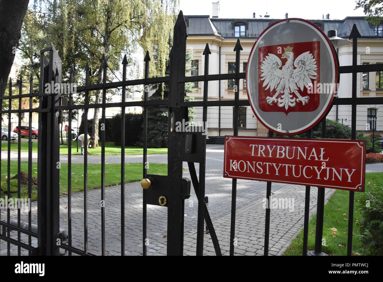 Warschau, Polen. 18 Sep, 2018. September 18.2018 Warschau Polen Das polnische Verfassungsgericht hat seinen Sitz hier Kredit: Piotr Twardysko/ZUMA Draht/Alamy leben Nachrichten Stockfoto