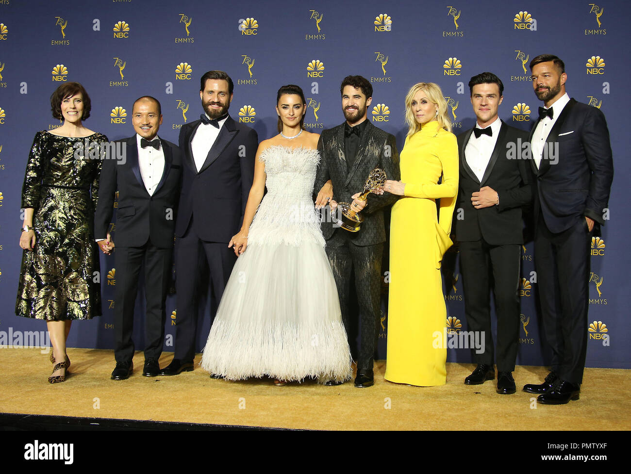 Los Angeles, Kalifornien, USA. September 2018. 17. September 2018 - Los Anles, Kalifornien - Edgar Ramirez, Penelope Cruz, Darren Criss, Judith Light, Finn Wittrock, Ricky Martin. 70. Primetime Emmy Awards im Microsoft Theater L.A. LIVE. Foto: Faye Sadou/AdMedia Stockfoto