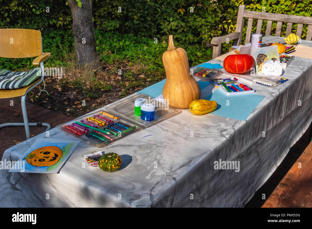 Kinder garten ernte Fotos und Bildmaterial in hoher Auflösung Alamy