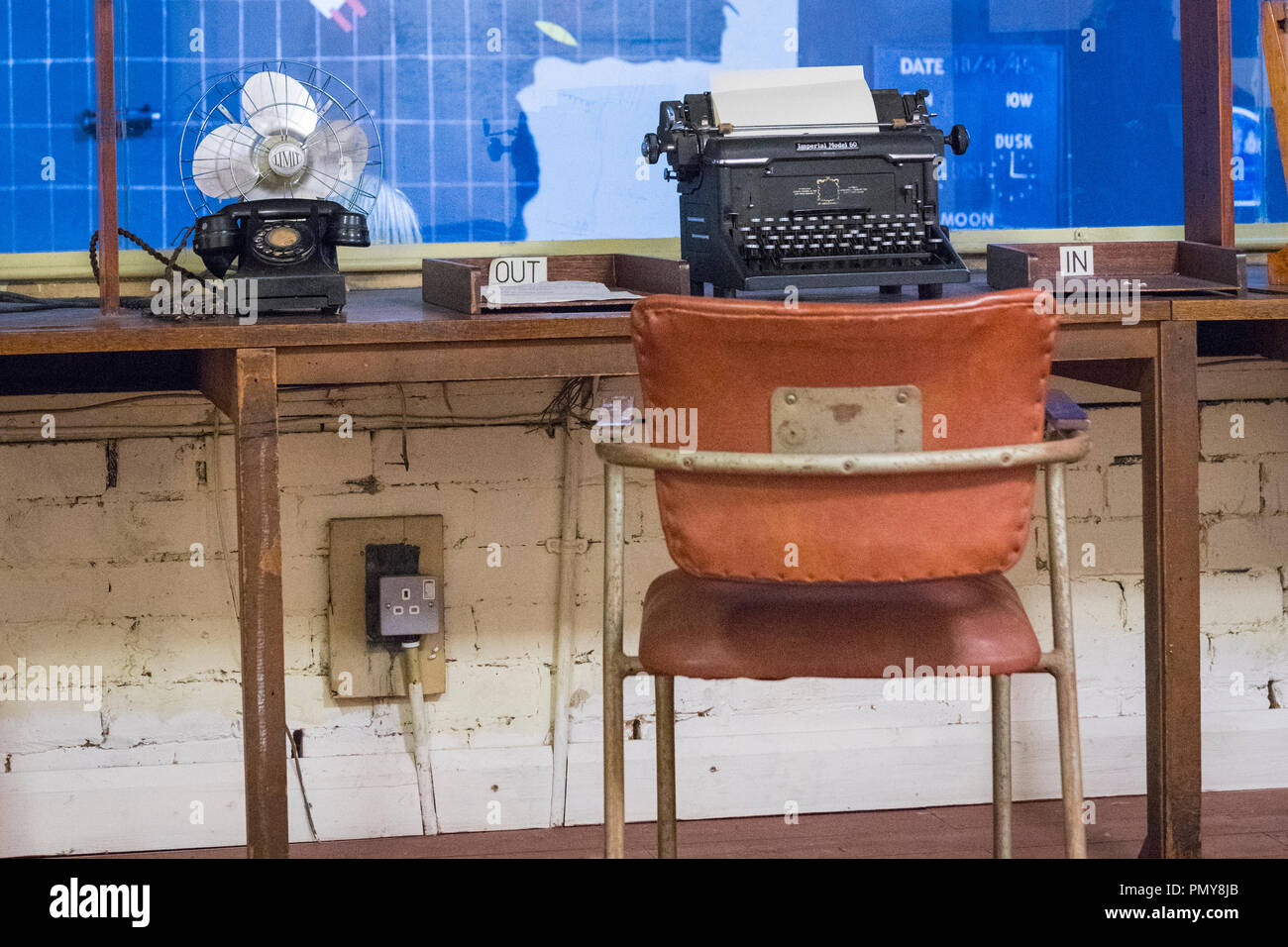 Liverpool Exchange Flaggen westlicher Ansätze HQ IM ZWEITEN WELTKRIEG Zweiten Weltkrieg Derby House Museum bunker Zitadelle Festung Zitadelle oder Festung Schreibtisch Schreibmaschine Stockfoto